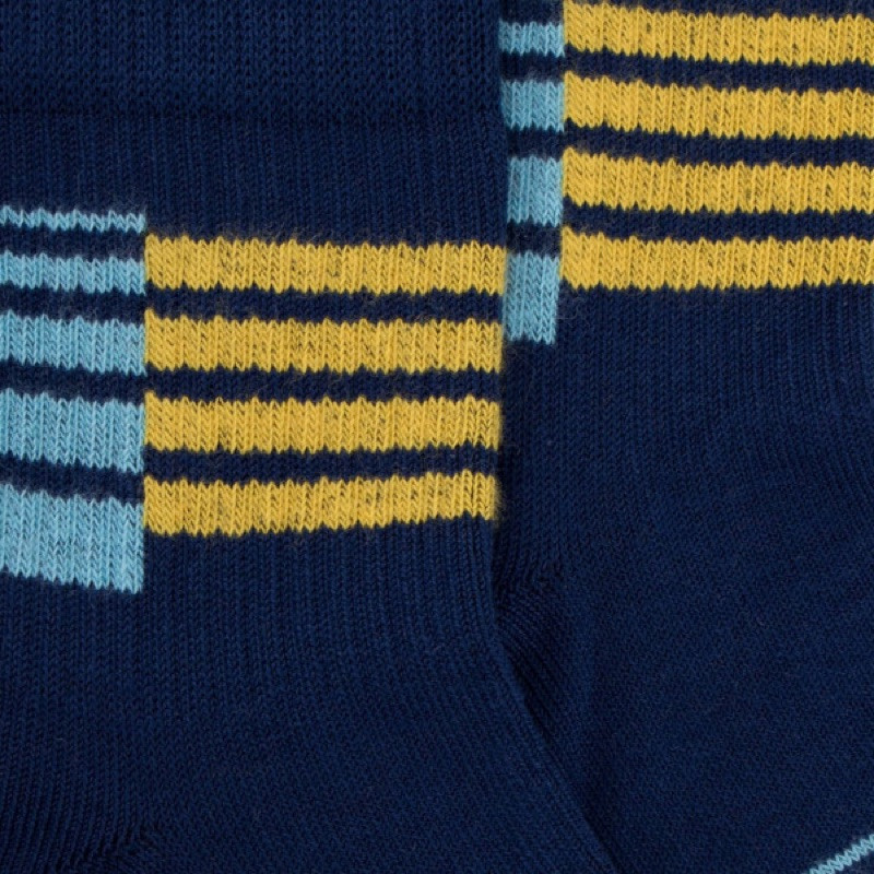 Kinder Socken aus Baumwolle mit sportlichem Streifenmuster - Weiß | Doré Doré